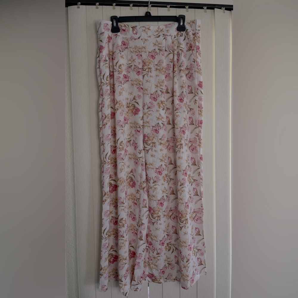 New Boho White and Pink Floral Flows Pant